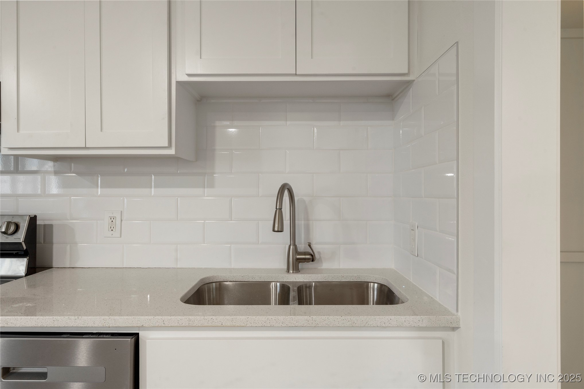 1011 S Rockford Avenue Property Photo 23