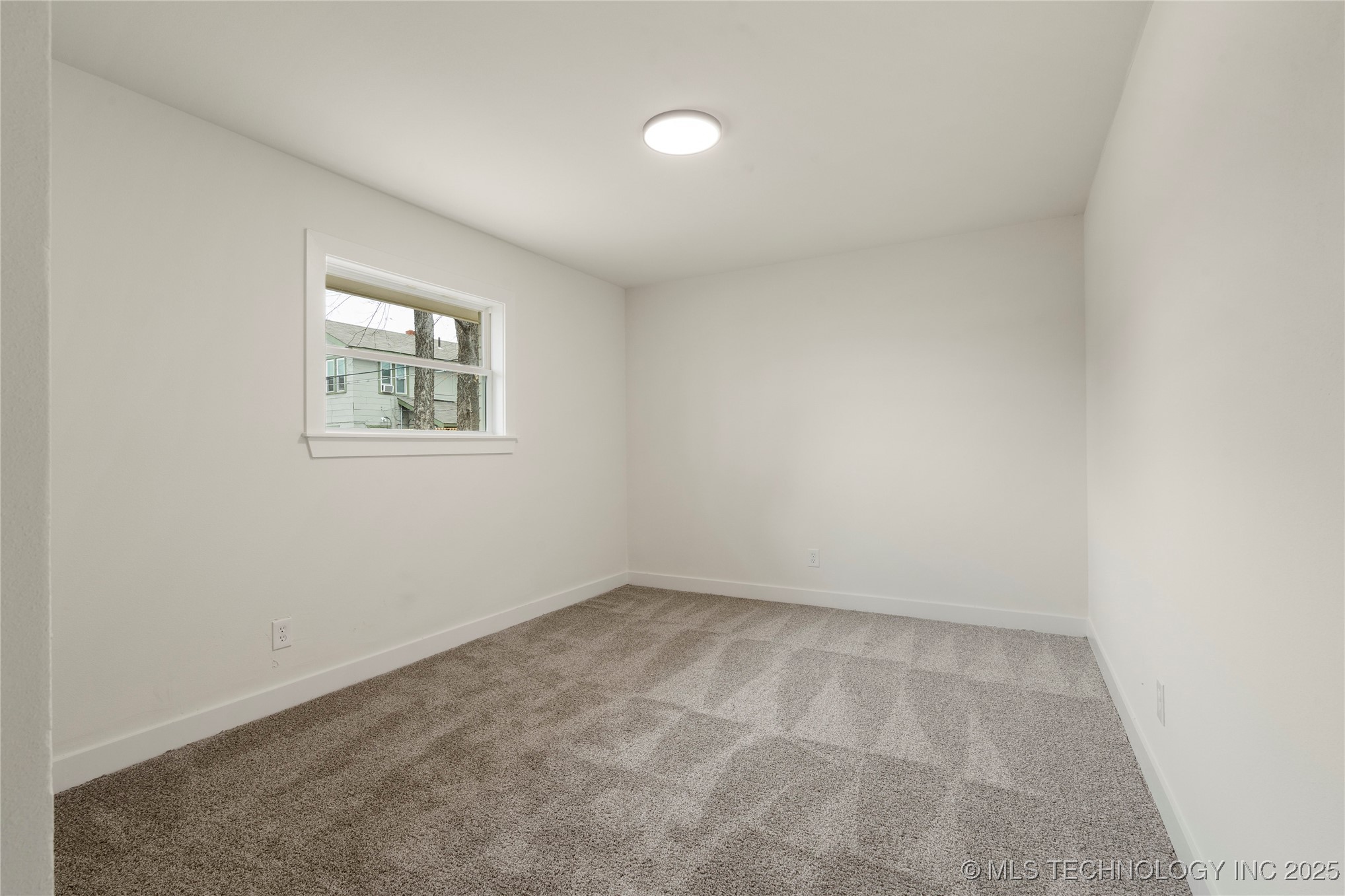 1011 S Rockford Avenue Property Photo 26