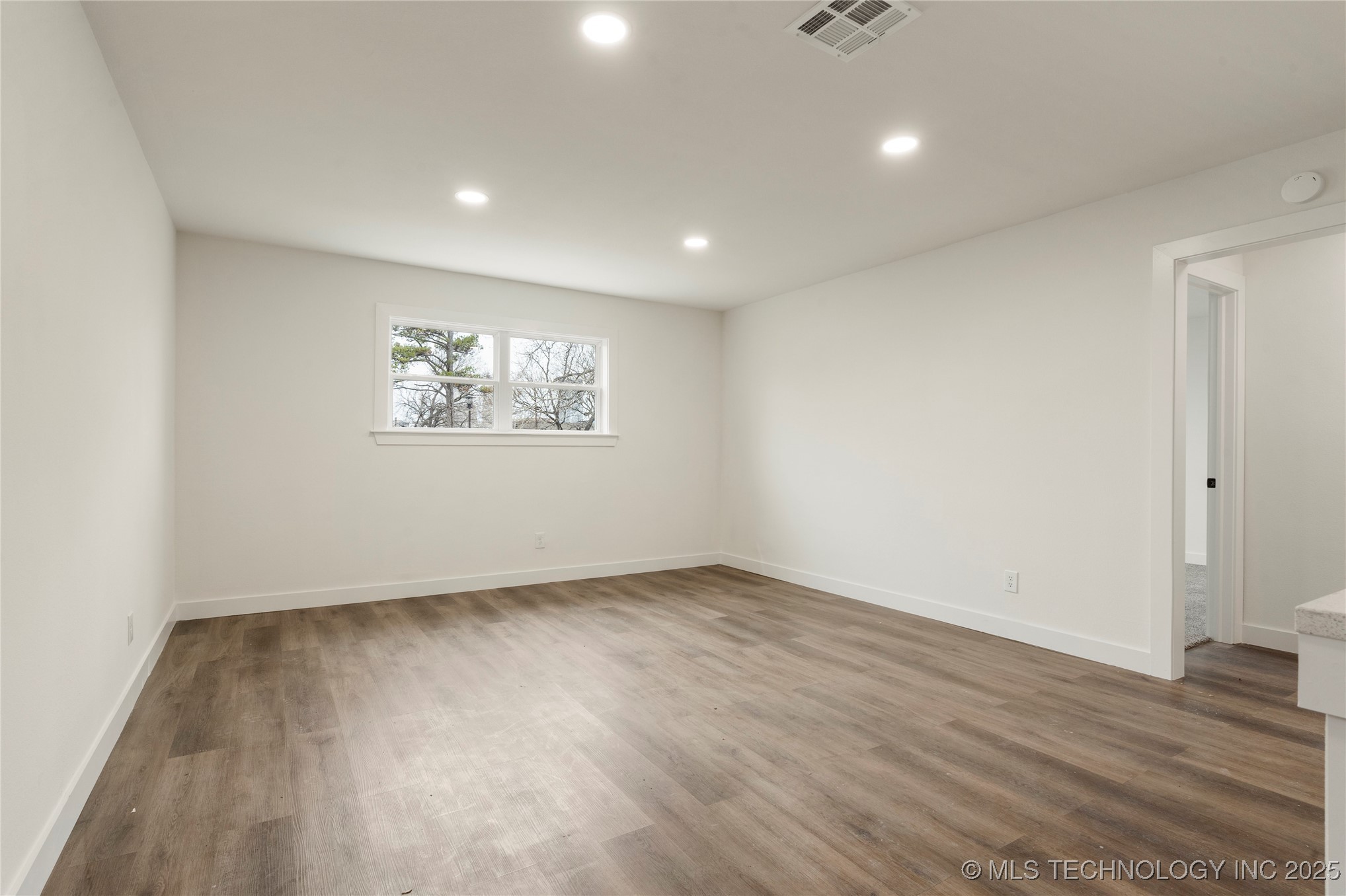 1011 S Rockford Avenue Property Photo 30