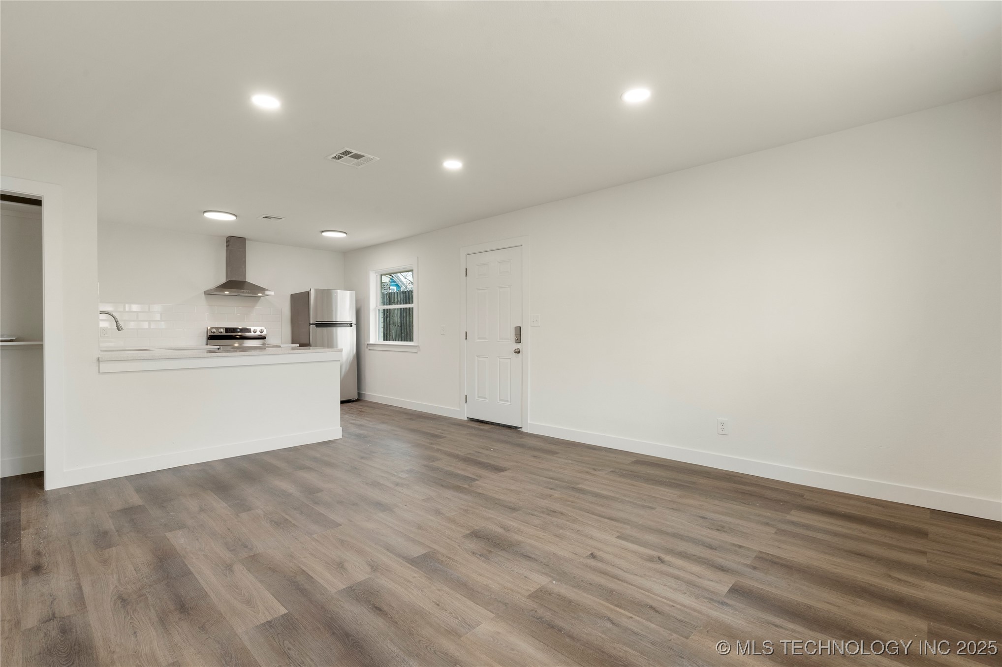 1011 S Rockford Avenue Property Photo 32