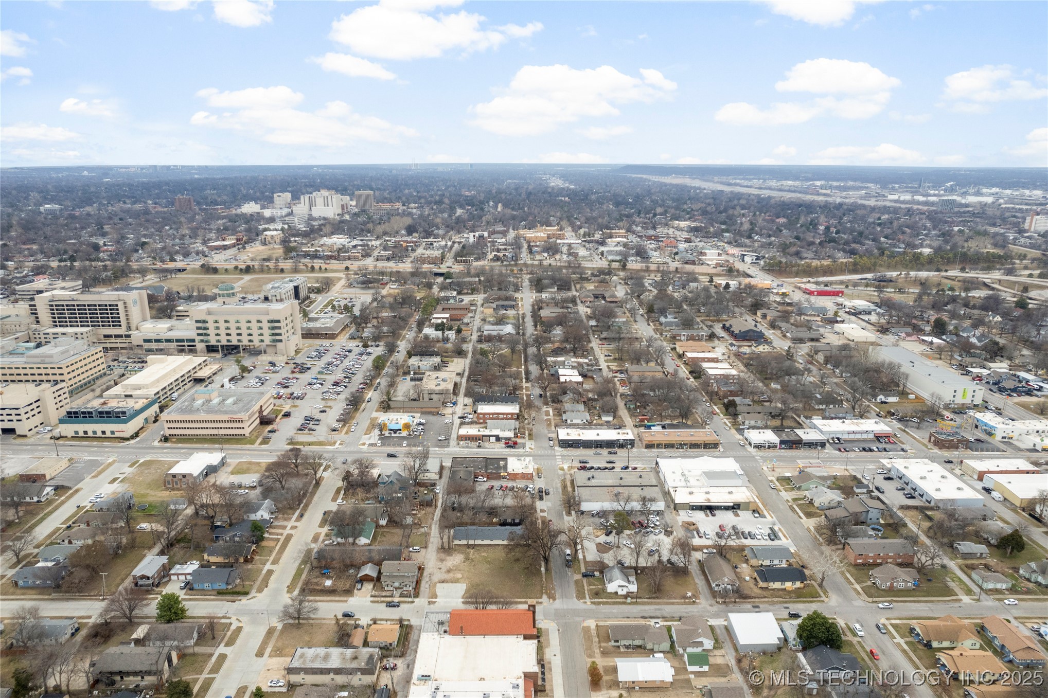 1011 S Rockford Avenue Property Photo 47