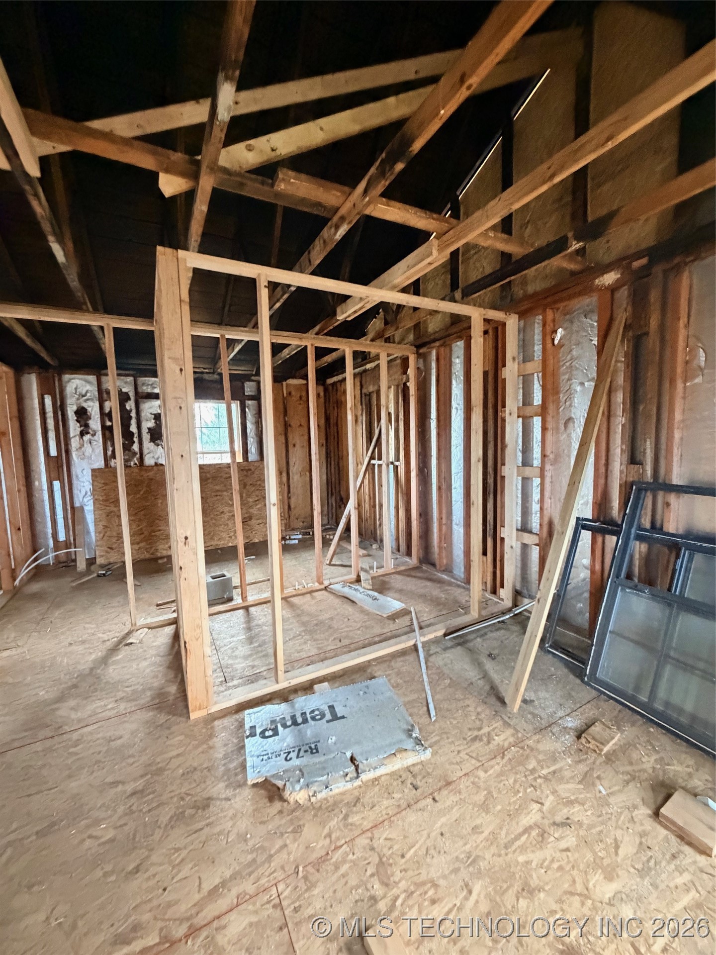 817 N 4th Property Photo 7