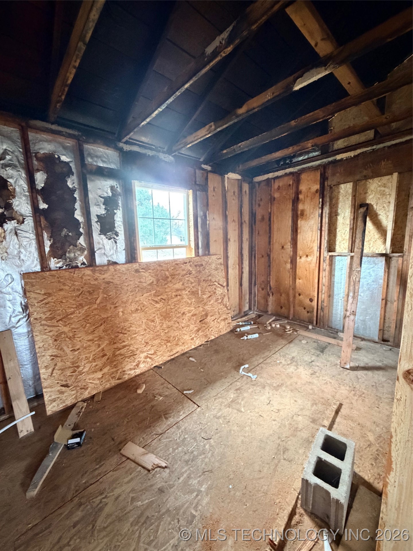 817 N 4th Property Photo 8