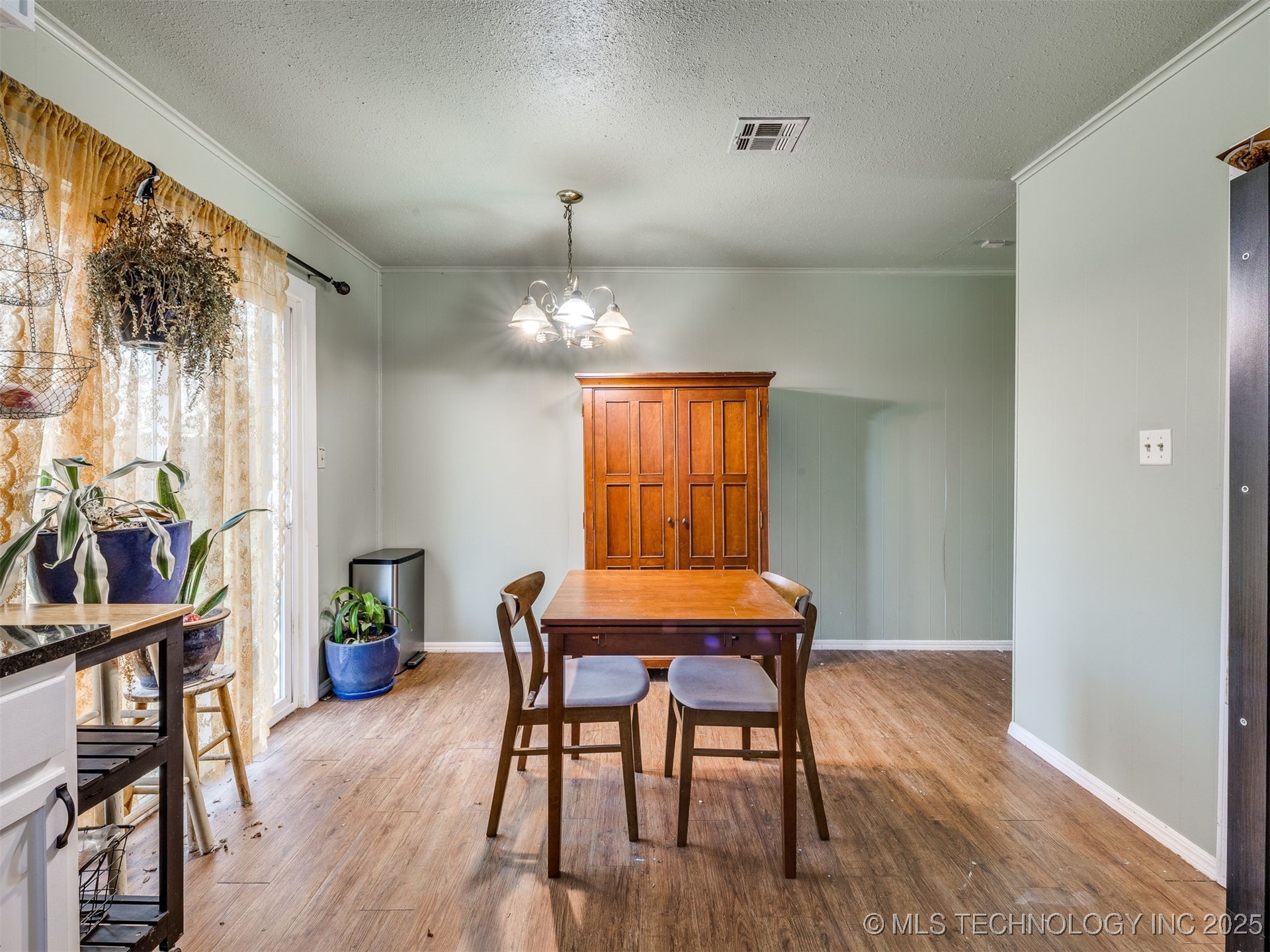 2403 S 124th East Avenue Property Photo 18