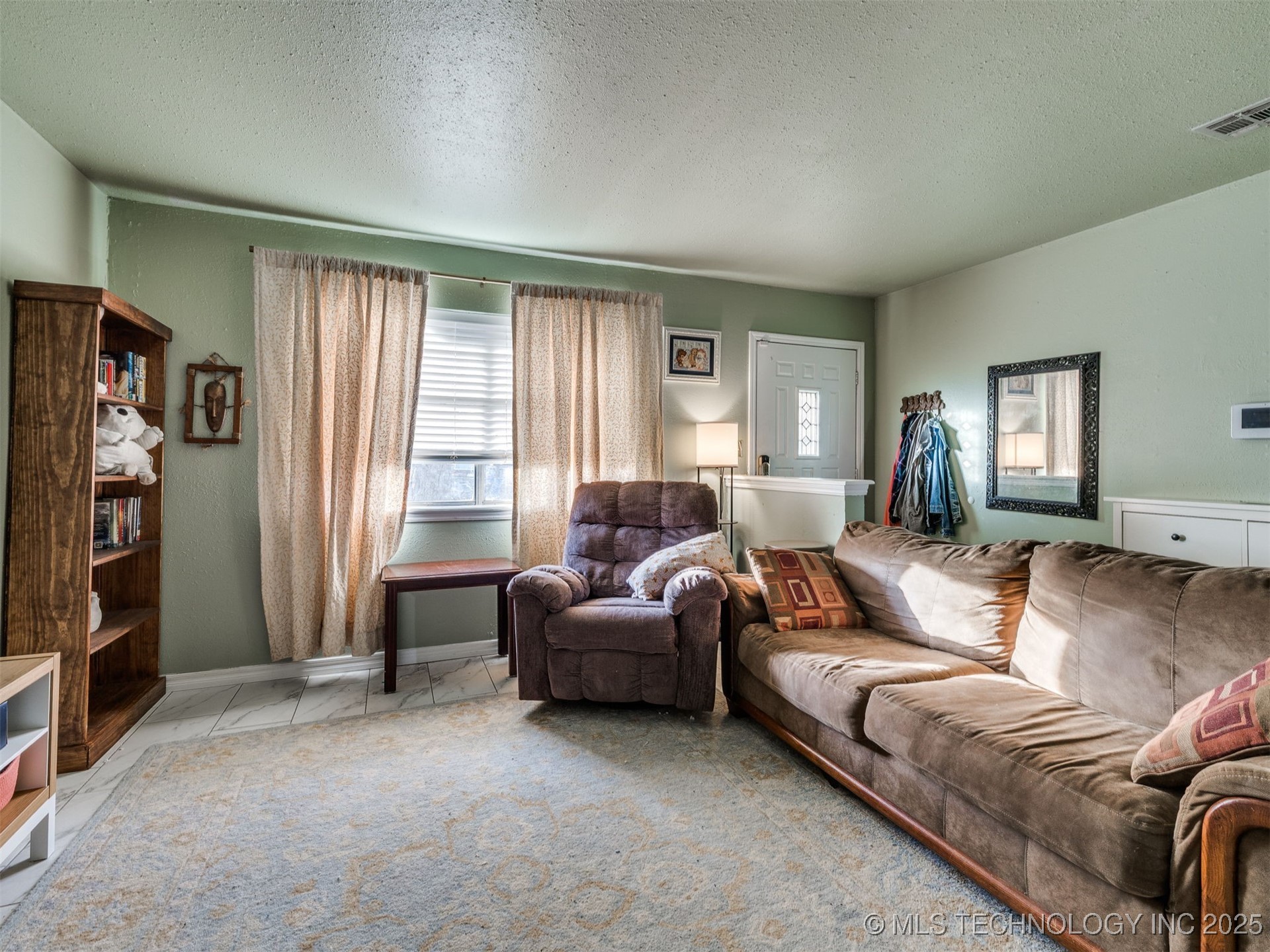 2403 S 124th East Avenue Property Photo 26