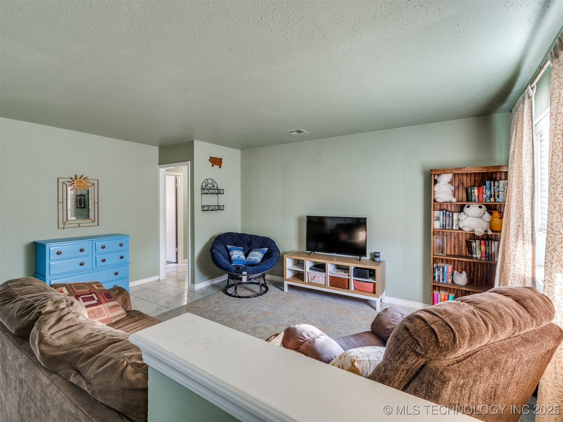 2403 S 124th East Avenue Property Photo 28