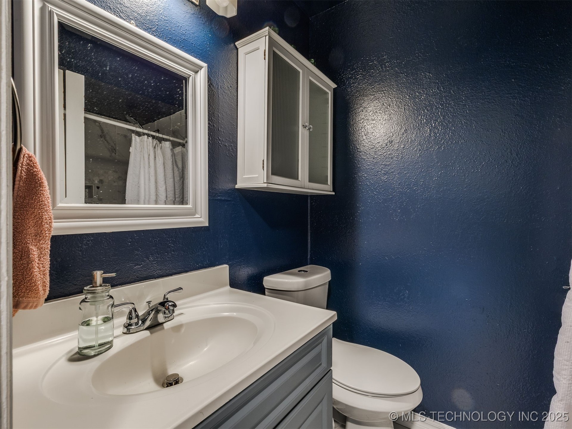 2403 S 124th East Avenue Property Photo 32