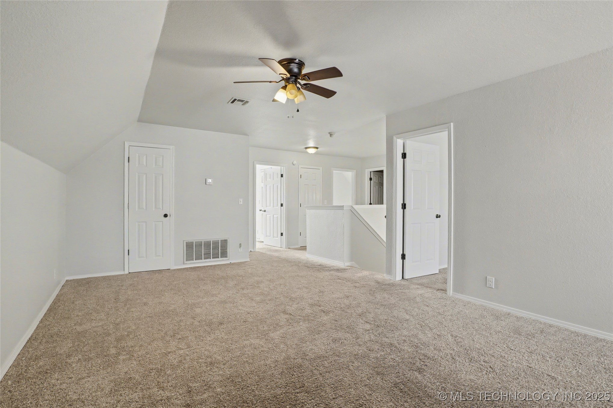 1016 S Willow Avenue Property Photo 20