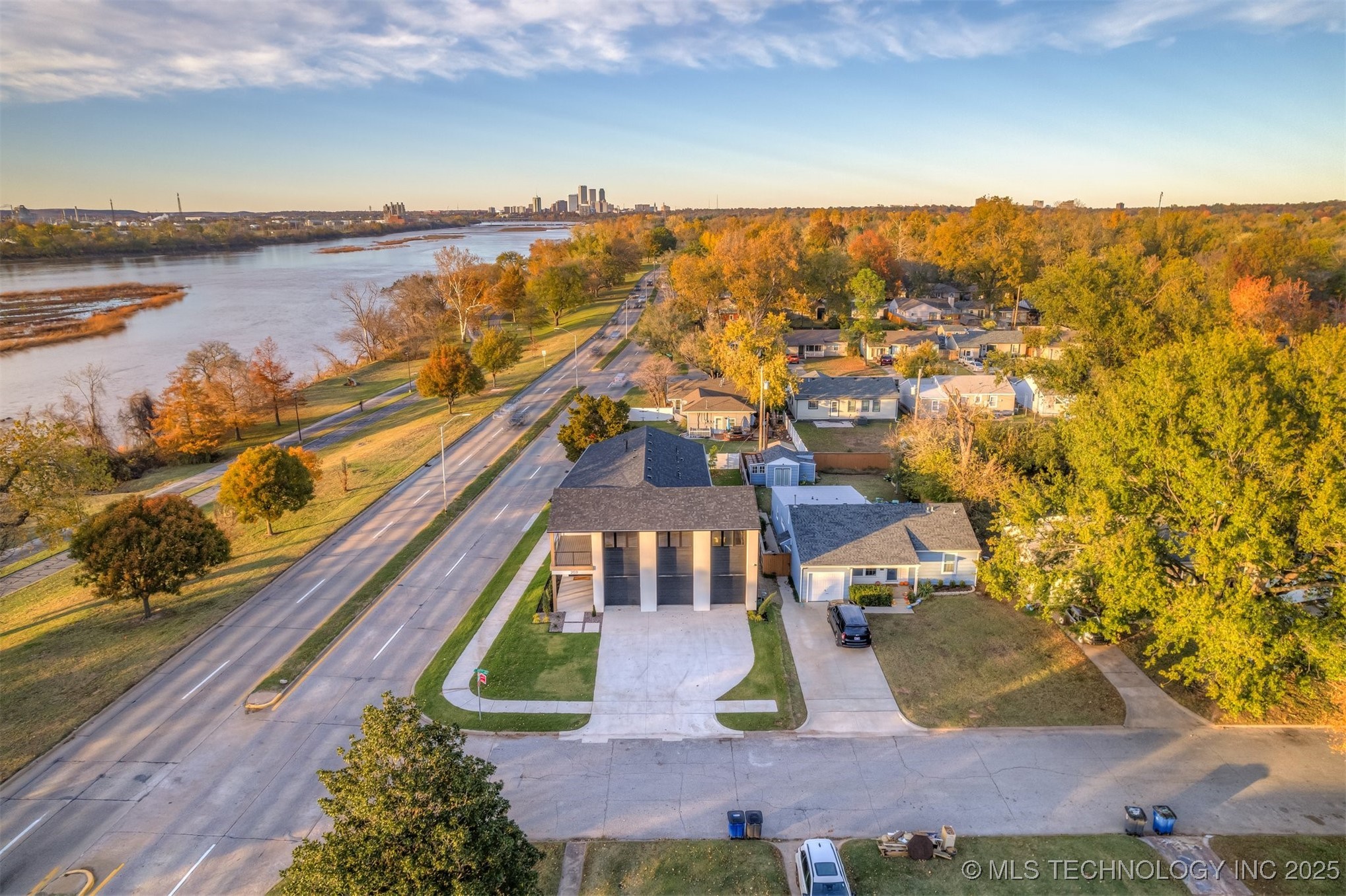 203 E 45th Court Property Photo 84