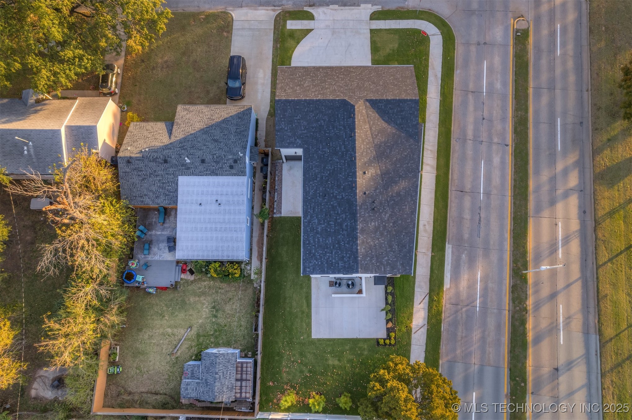 203 E 45th Court Property Photo 86