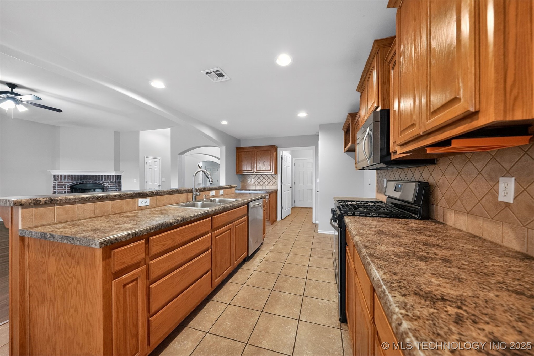 7358 E 119th Place S Property Photo 7