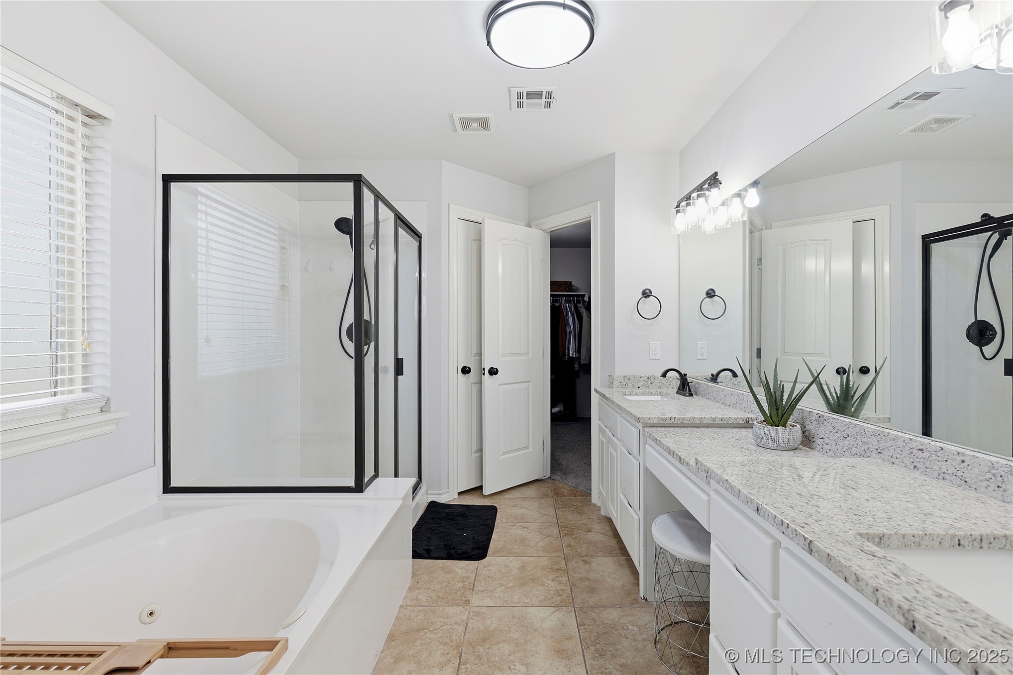 5874 E 147th Street N Property Photo 12