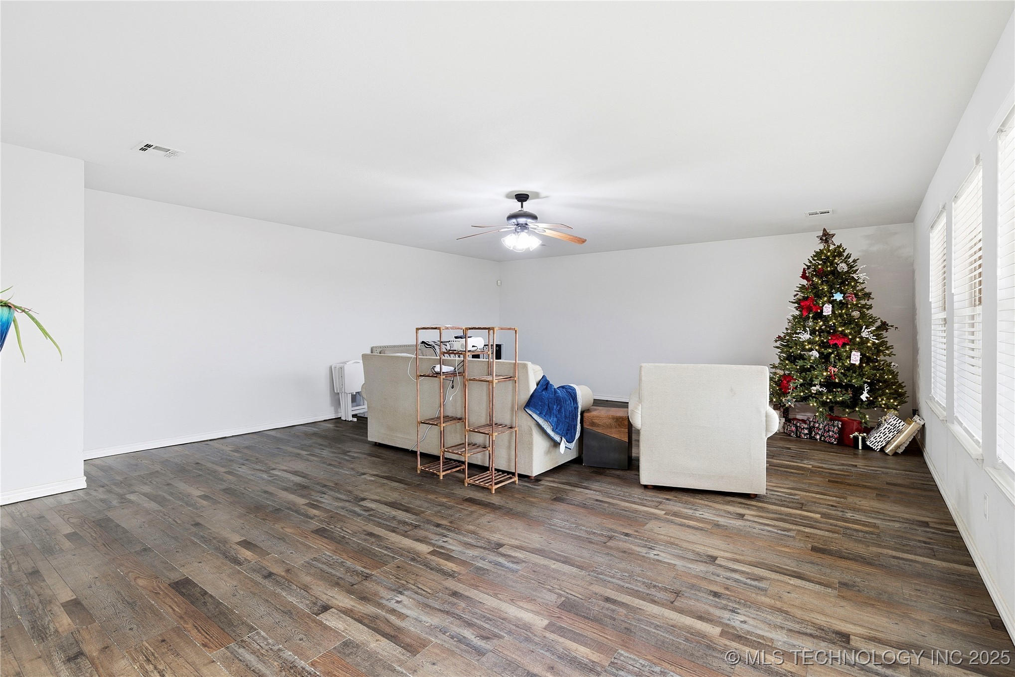 5874 E 147th Street N Property Photo 25