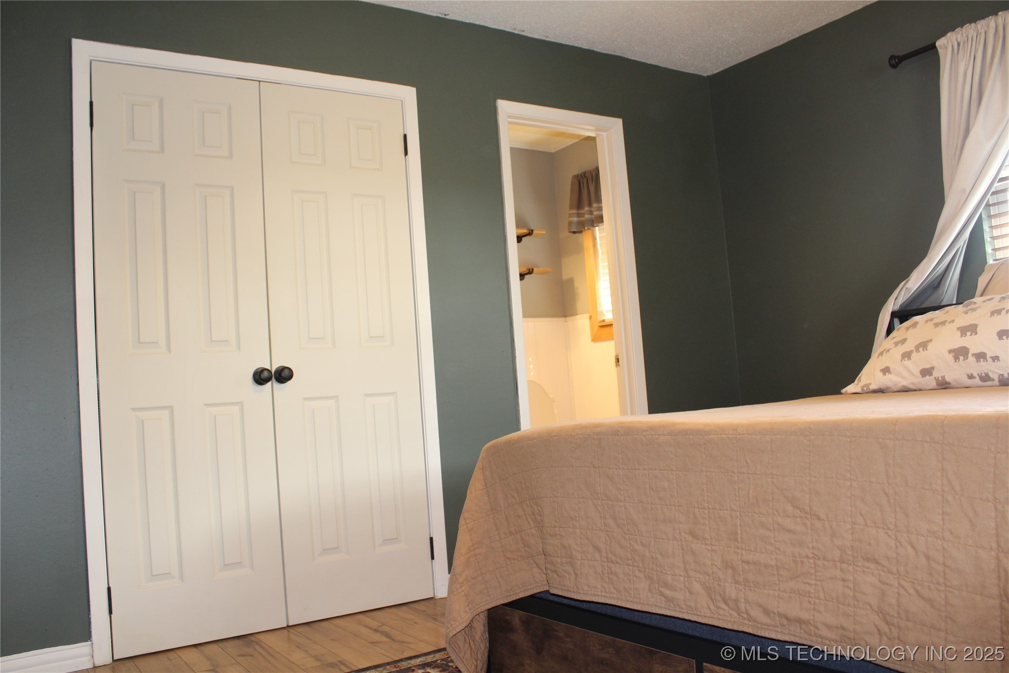 503 W Mccurtain Property Photo 25