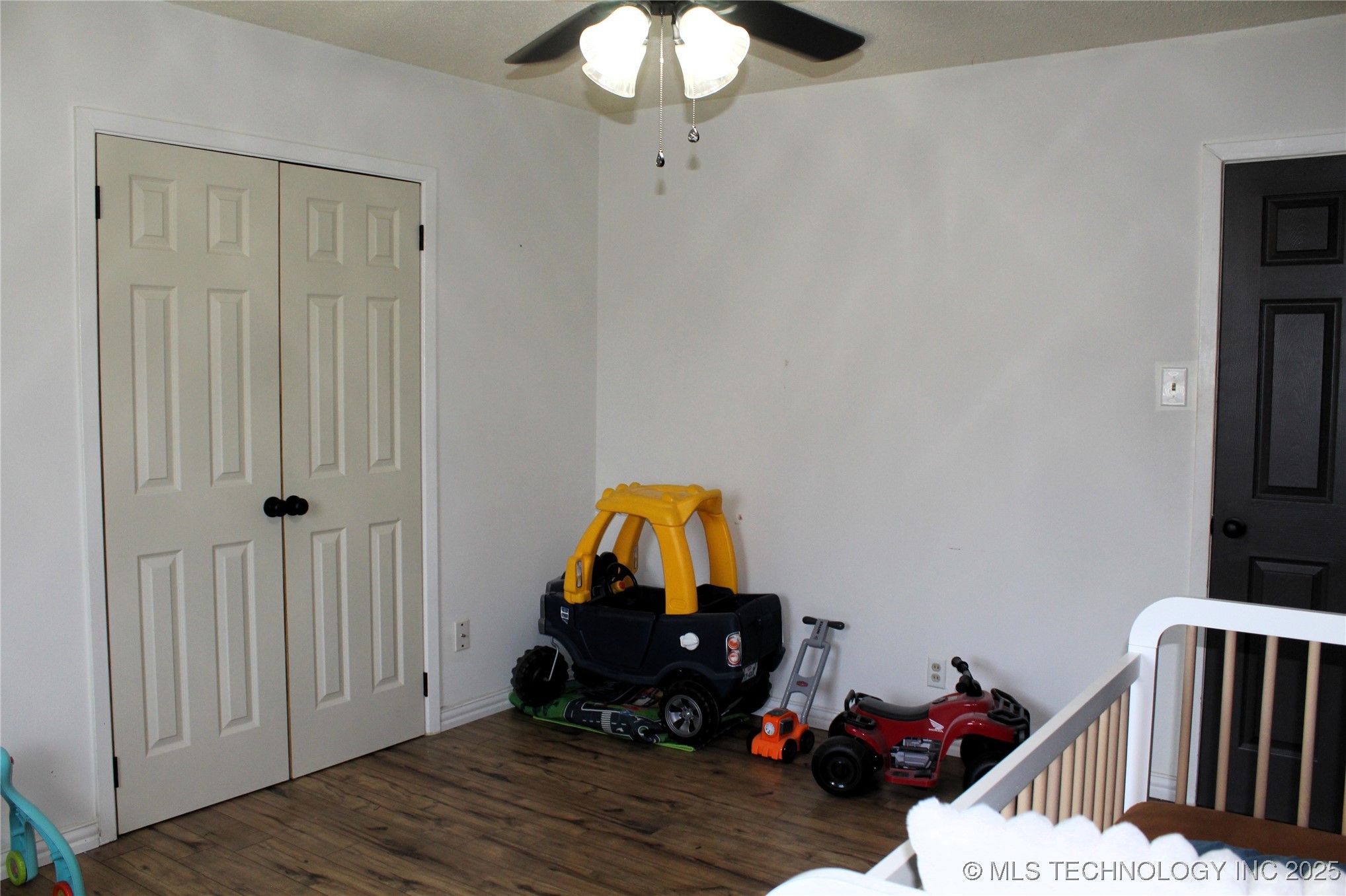 503 W Mccurtain Property Photo 30