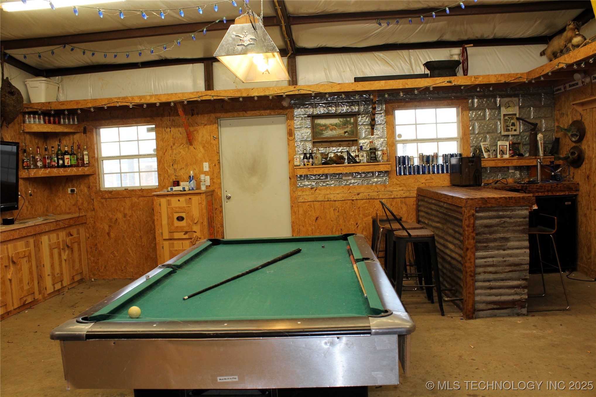 503 W Mccurtain Property Photo 56