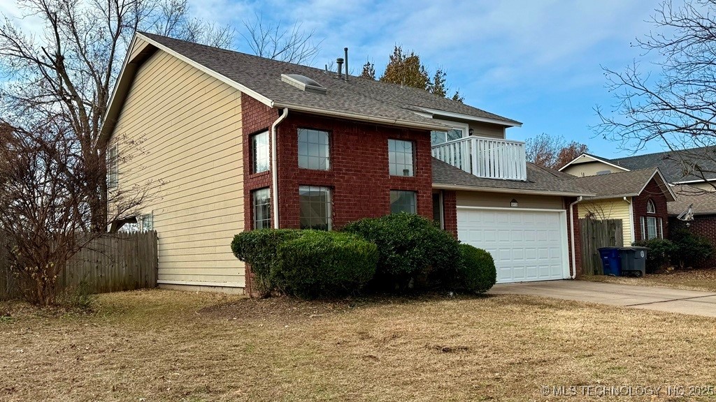 8932 E 87th Place Property Photo 4