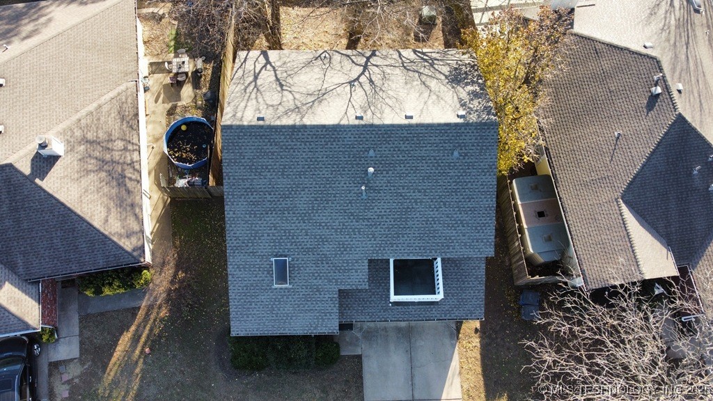 8932 E 87th Place Property Photo 9