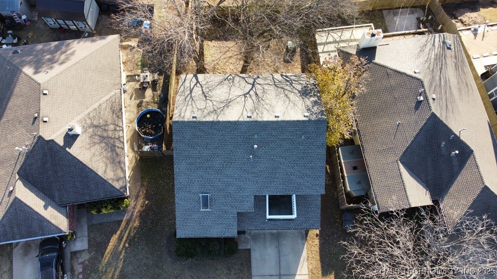 8932 E 87th Place Property Photo 10