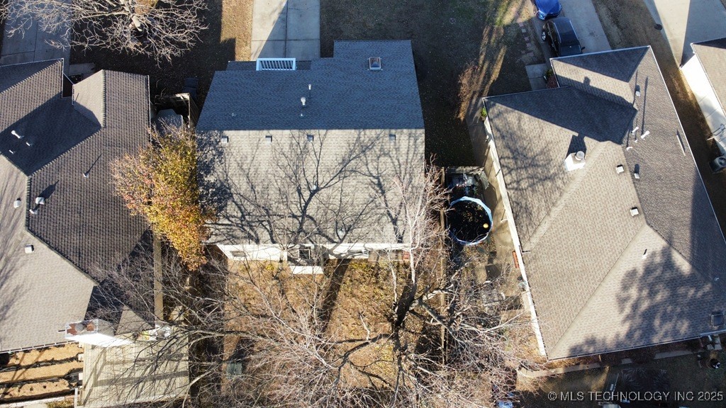 8932 E 87th Place Property Photo 15