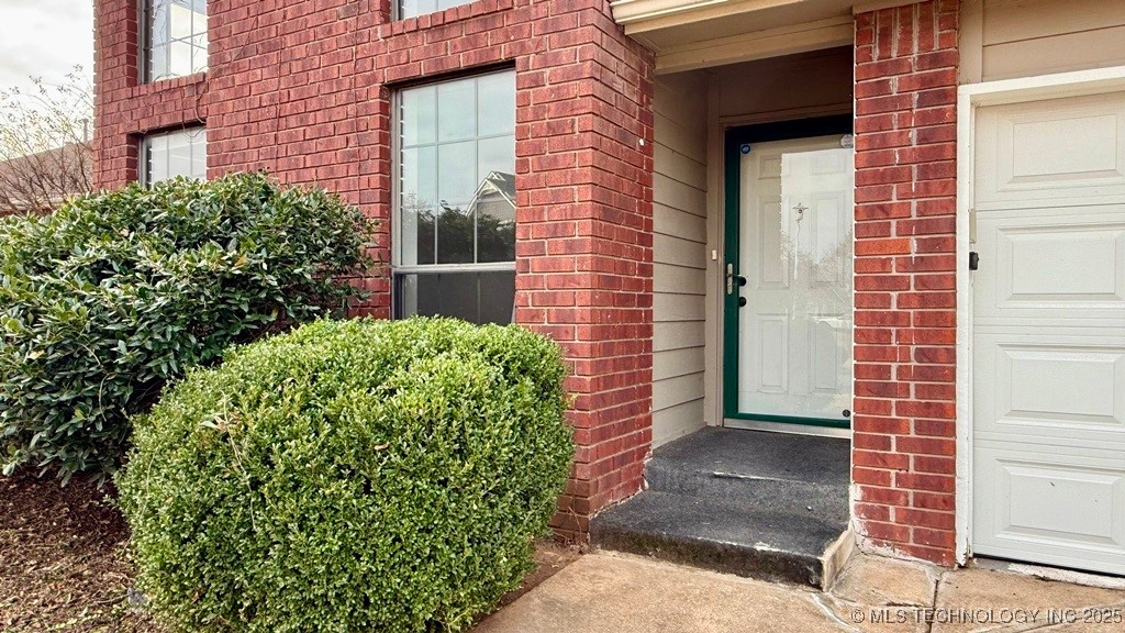 8932 E 87th Place Property Photo 19