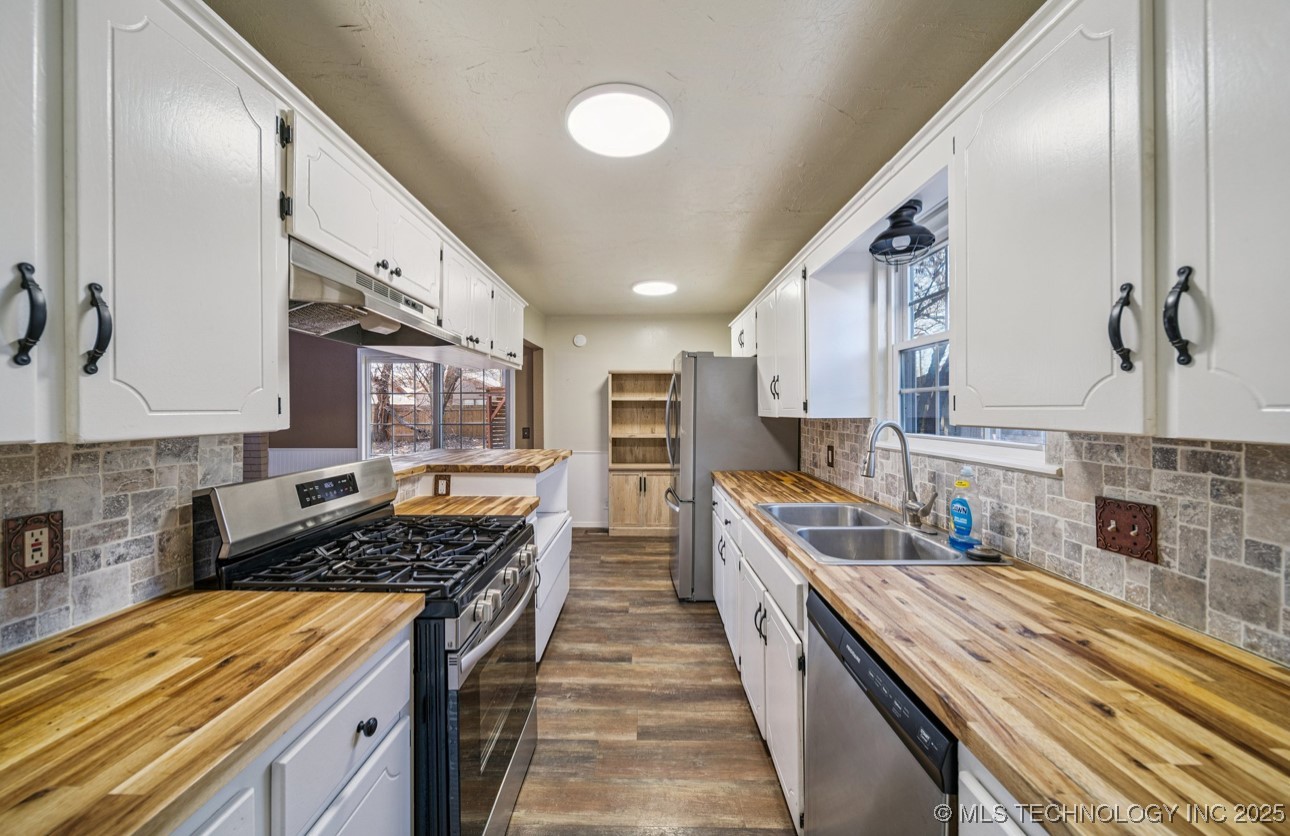 151 W Kent Street Property Photo 9