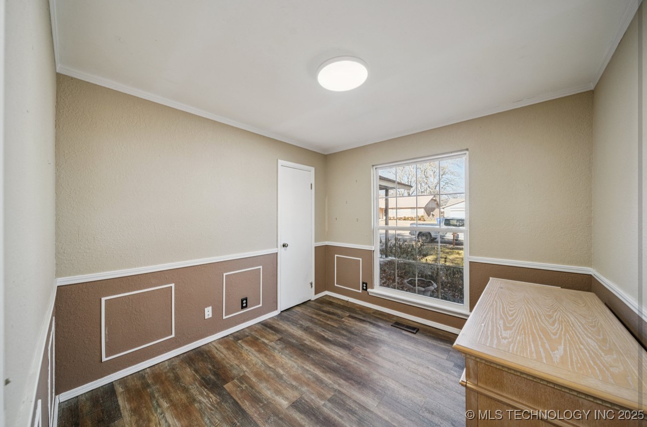 151 W Kent Street Property Photo 12