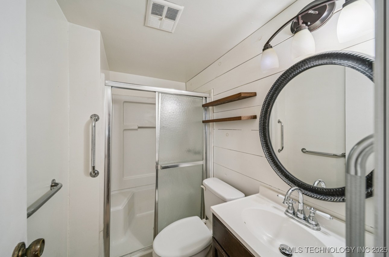 151 W Kent Street Property Photo 15