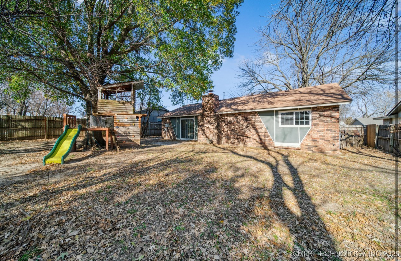 151 W Kent Street Property Photo 17