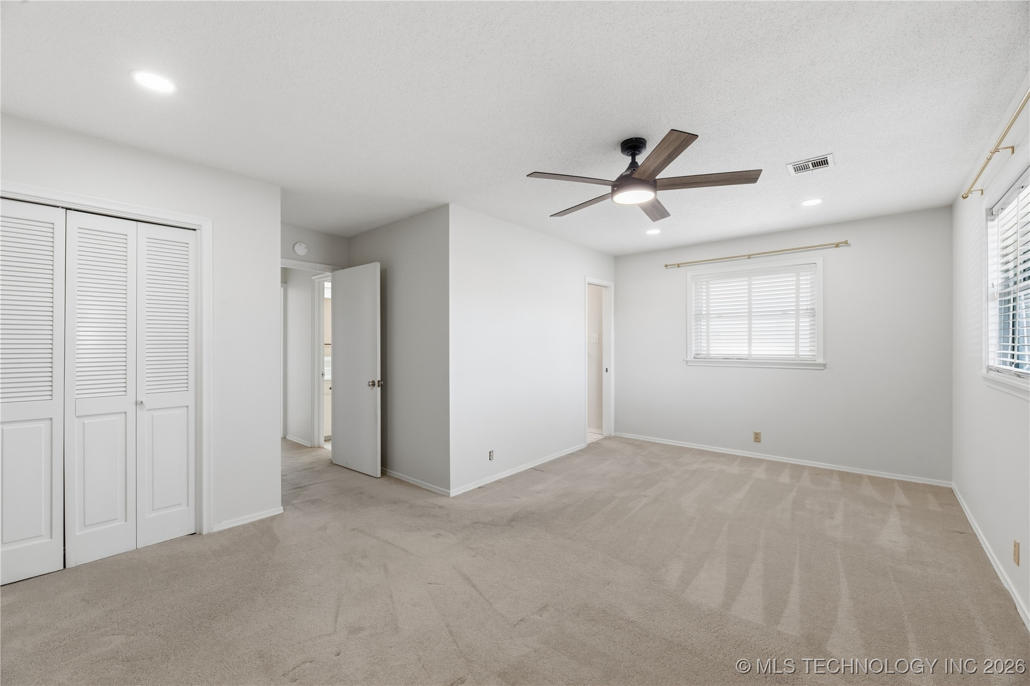 1037 Meadow Drive Property Photo 17