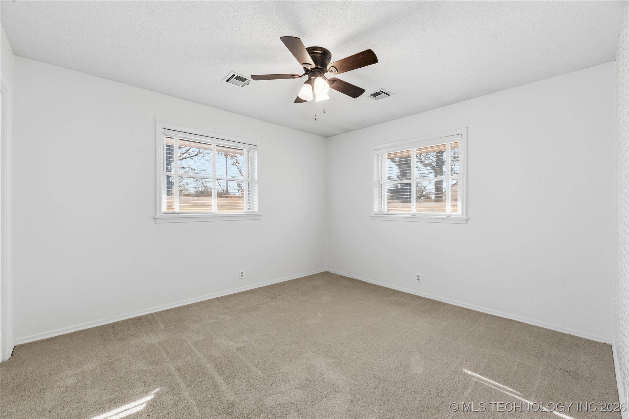 1037 Meadow Drive Property Photo 23
