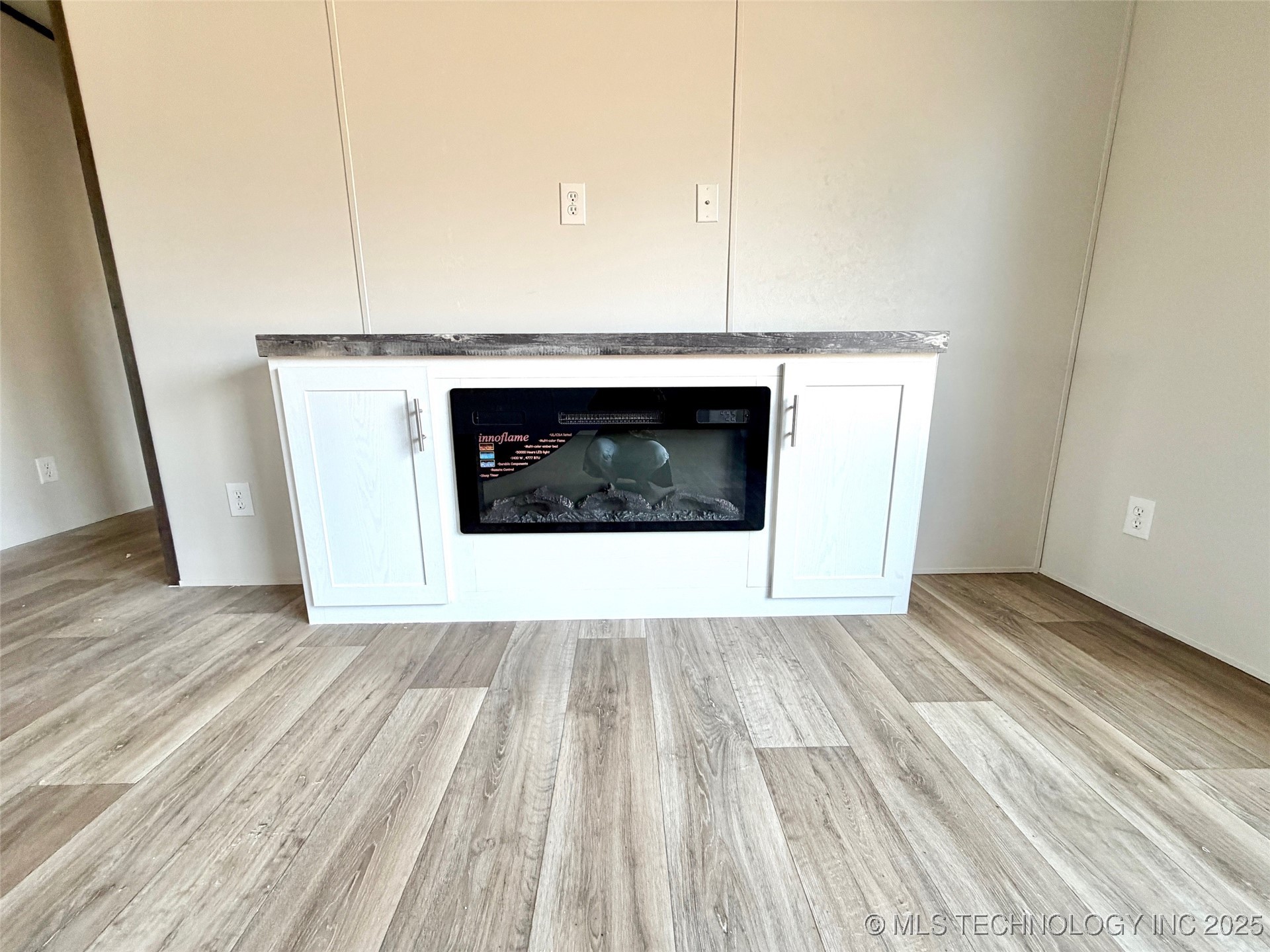 9774 N 441 Road Property Photo 3