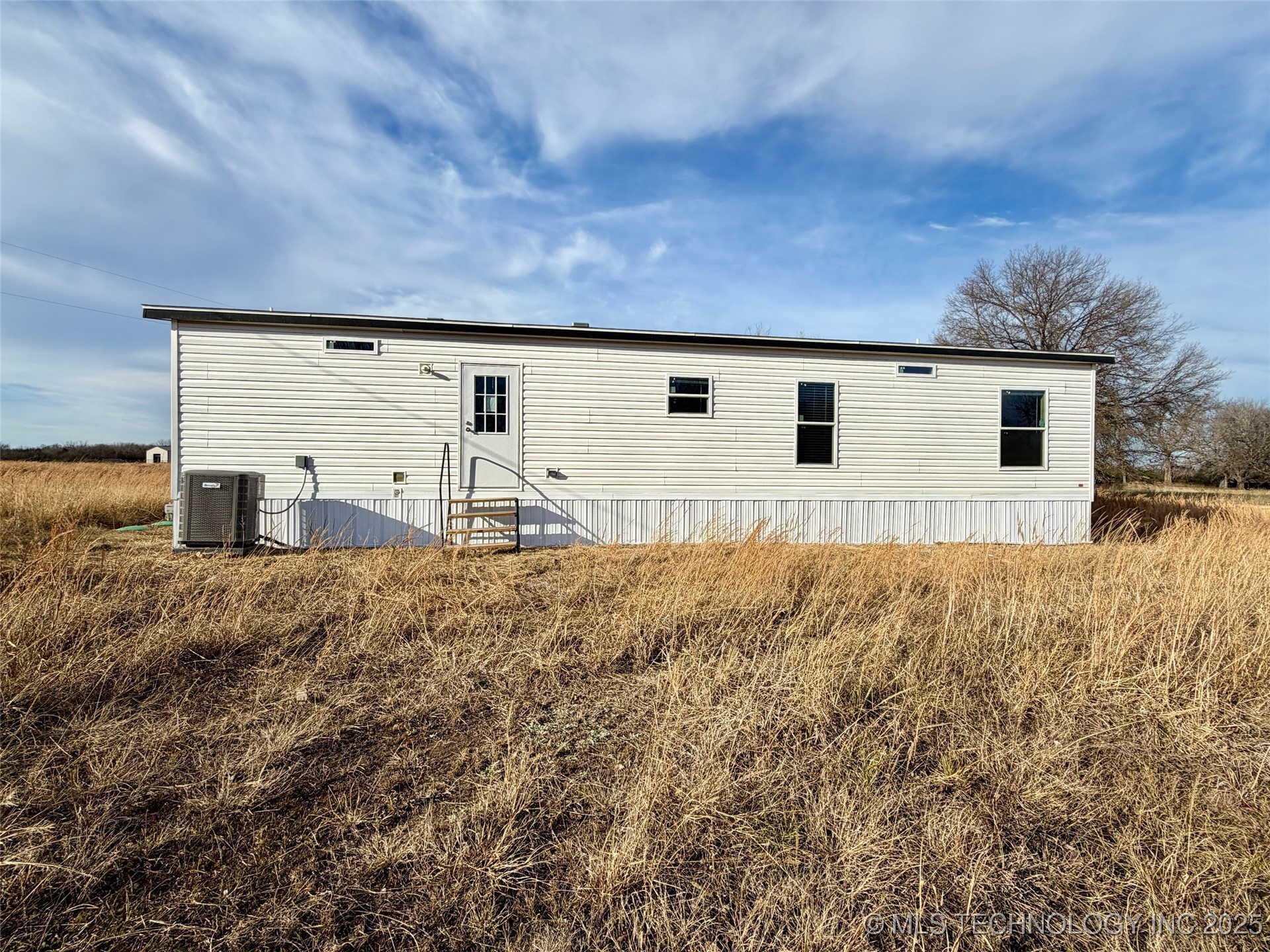 9774 N 441 Road Property Photo 23