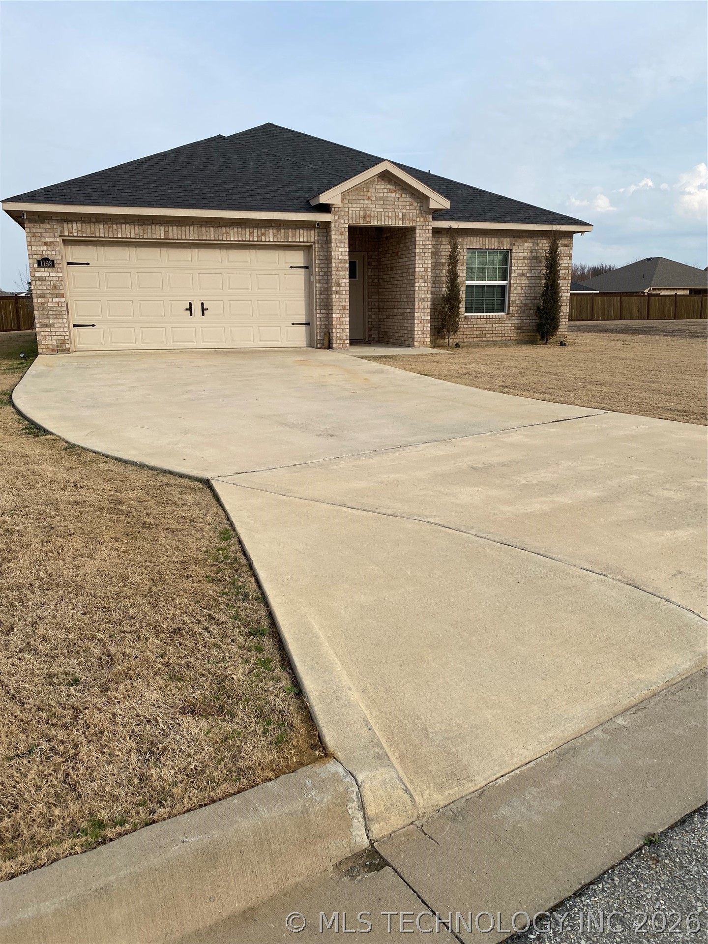 1198 Bullrush Circle Property Photo 2