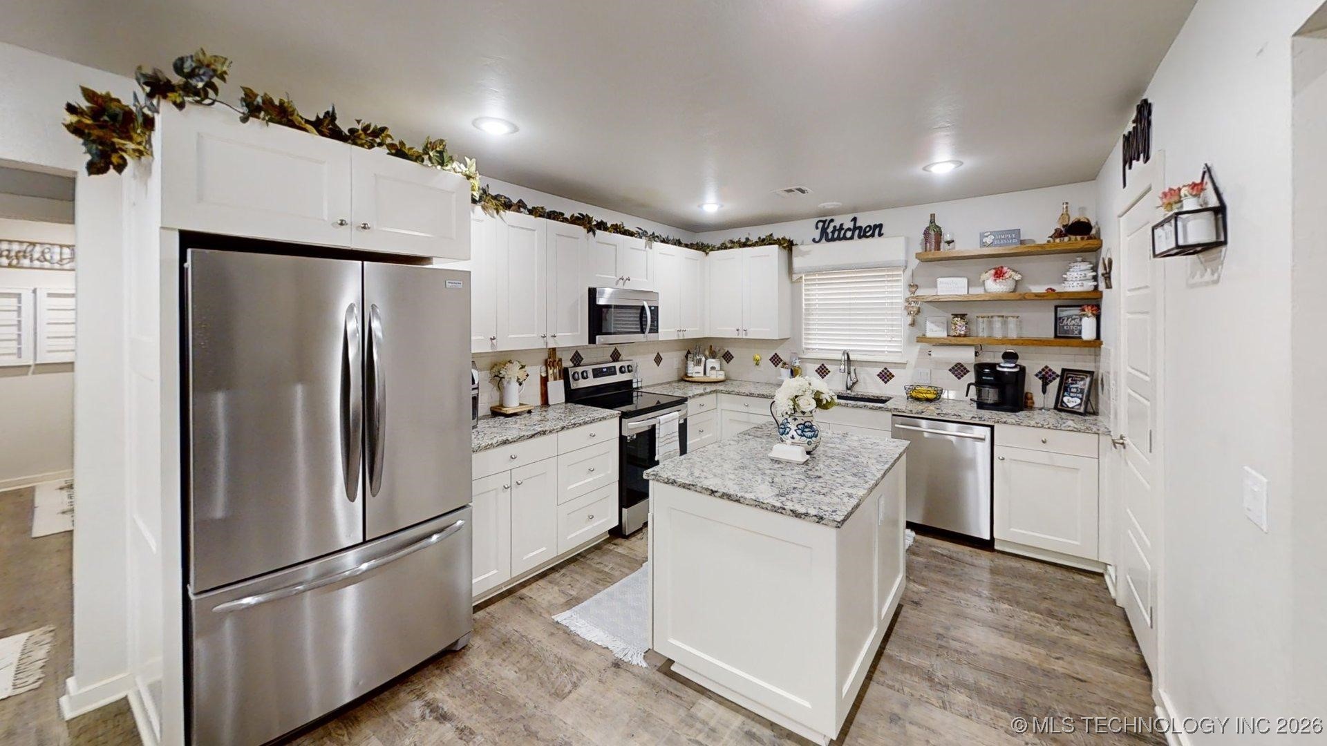 1812 Kendall Drive Property Photo 7