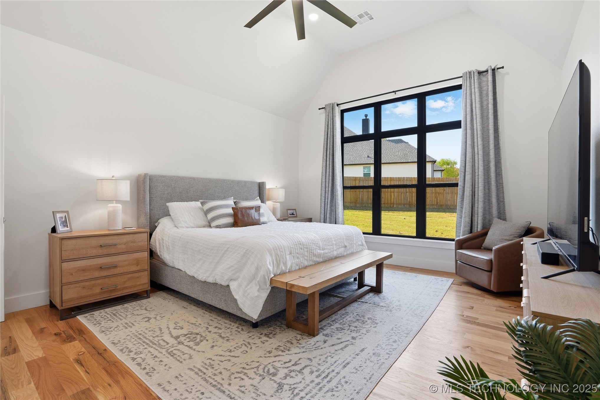 2714 Falls Bend Drive Property Photo 19