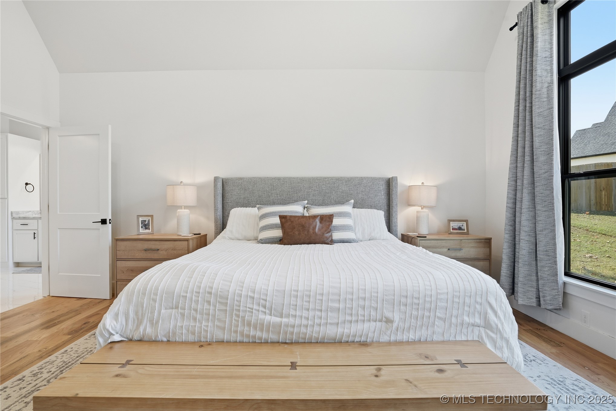 2714 Falls Bend Drive Property Photo 20