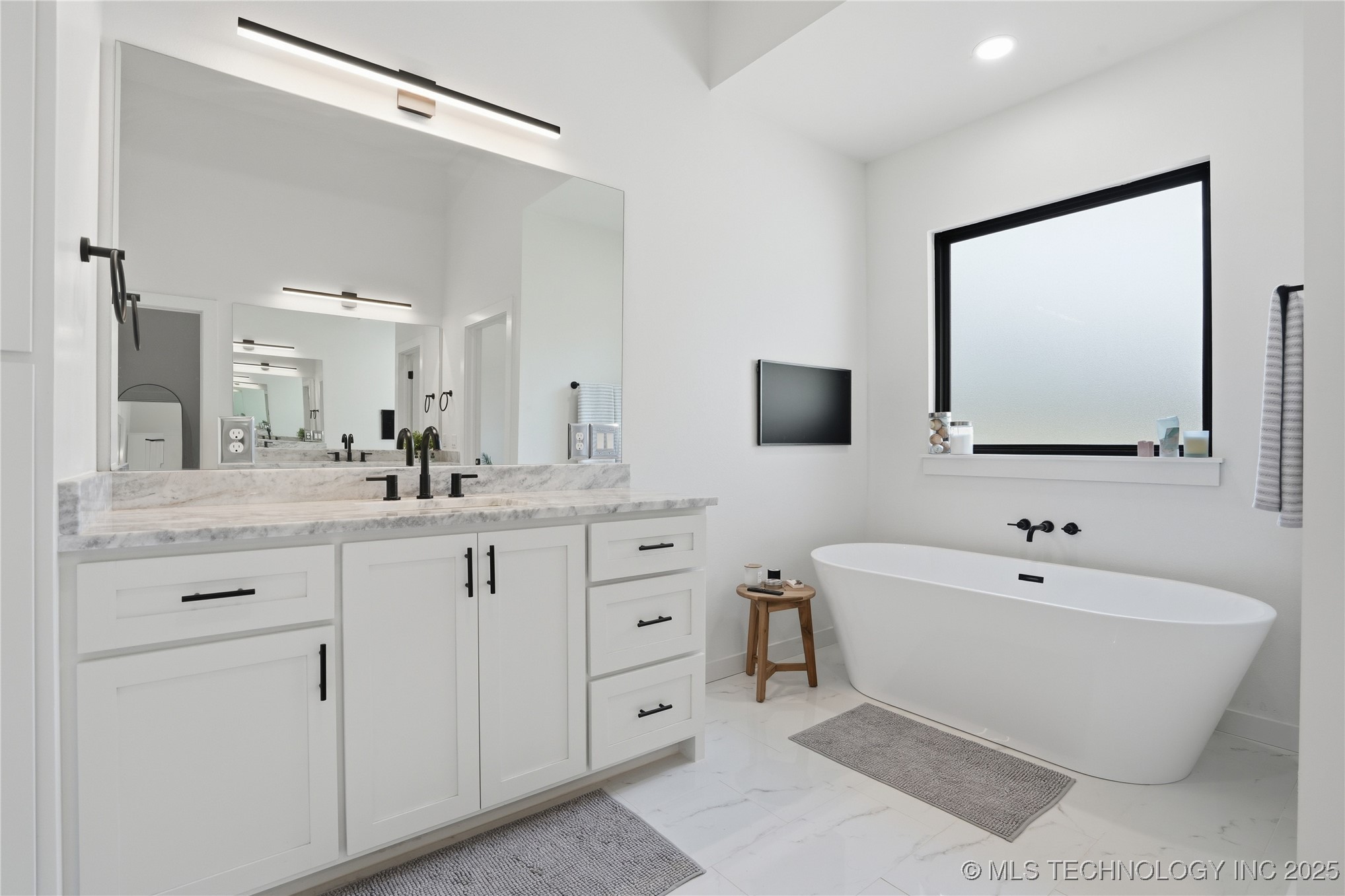 2714 Falls Bend Drive Property Photo 24