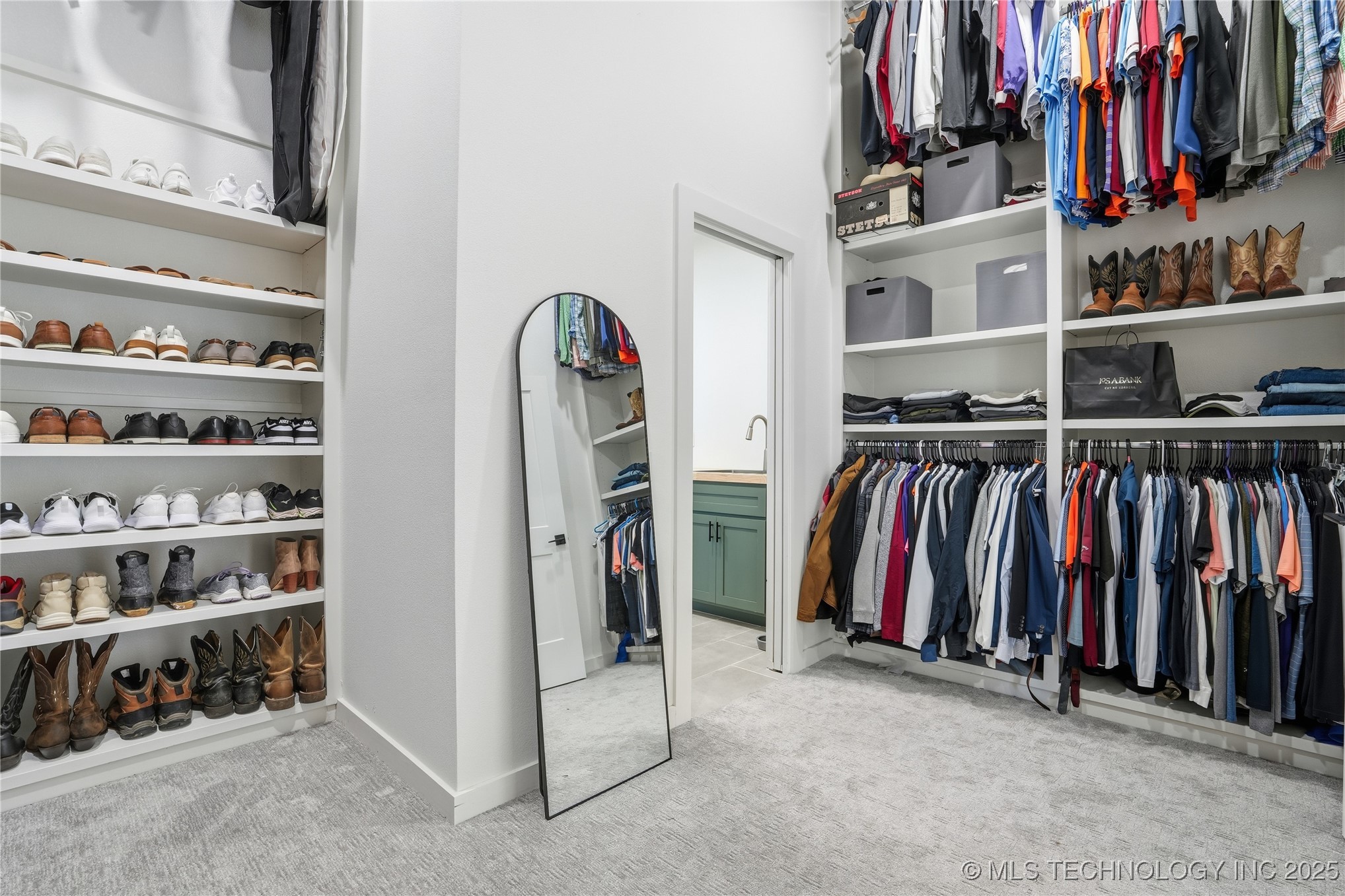 2714 Falls Bend Drive Property Photo 27