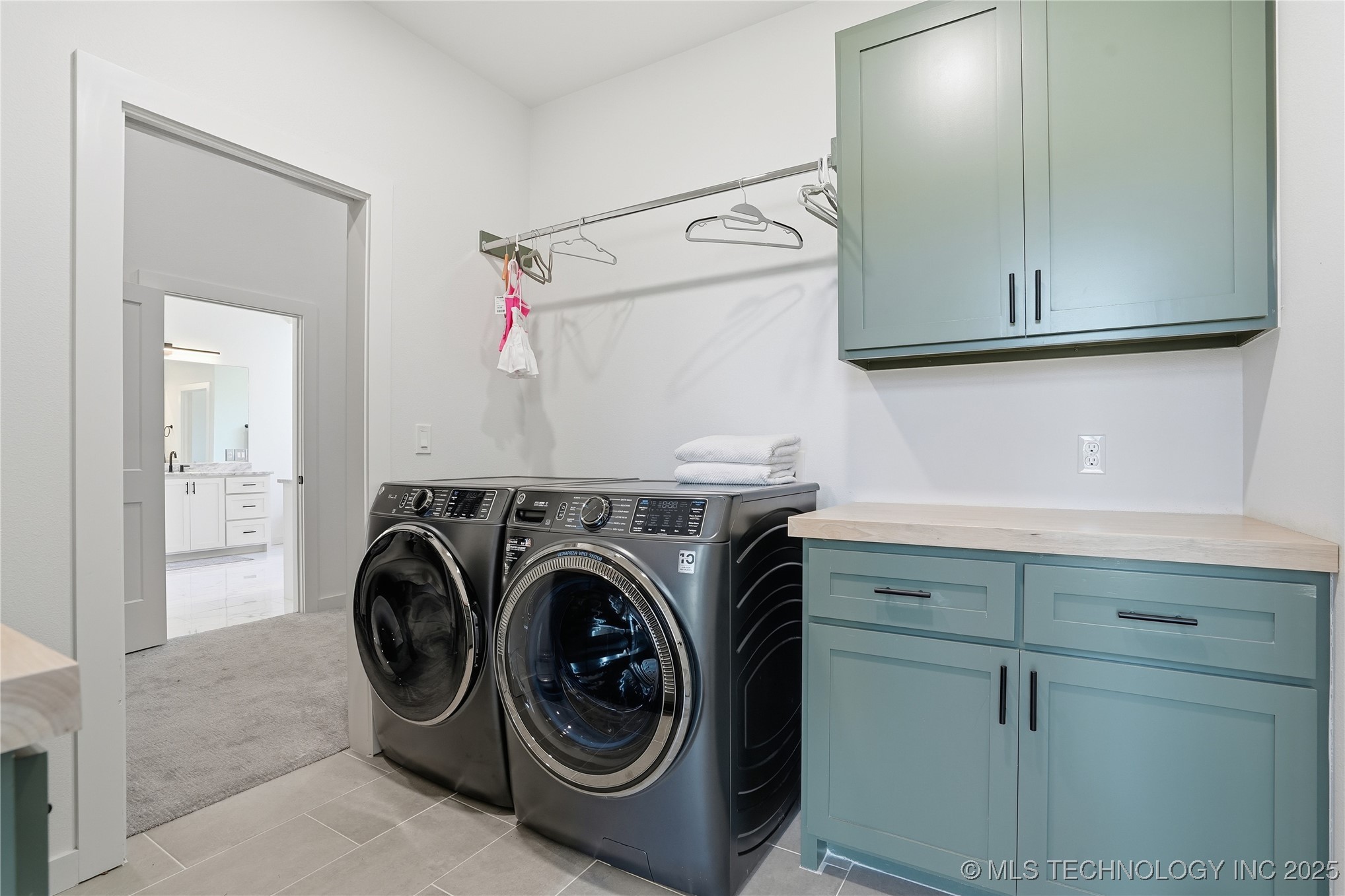 2714 Falls Bend Drive Property Photo 30