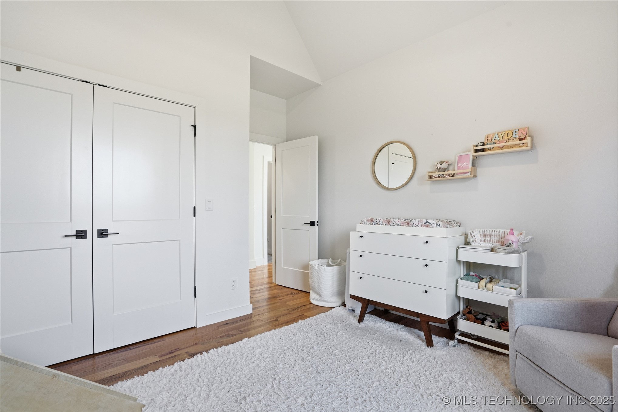 2714 Falls Bend Drive Property Photo 34