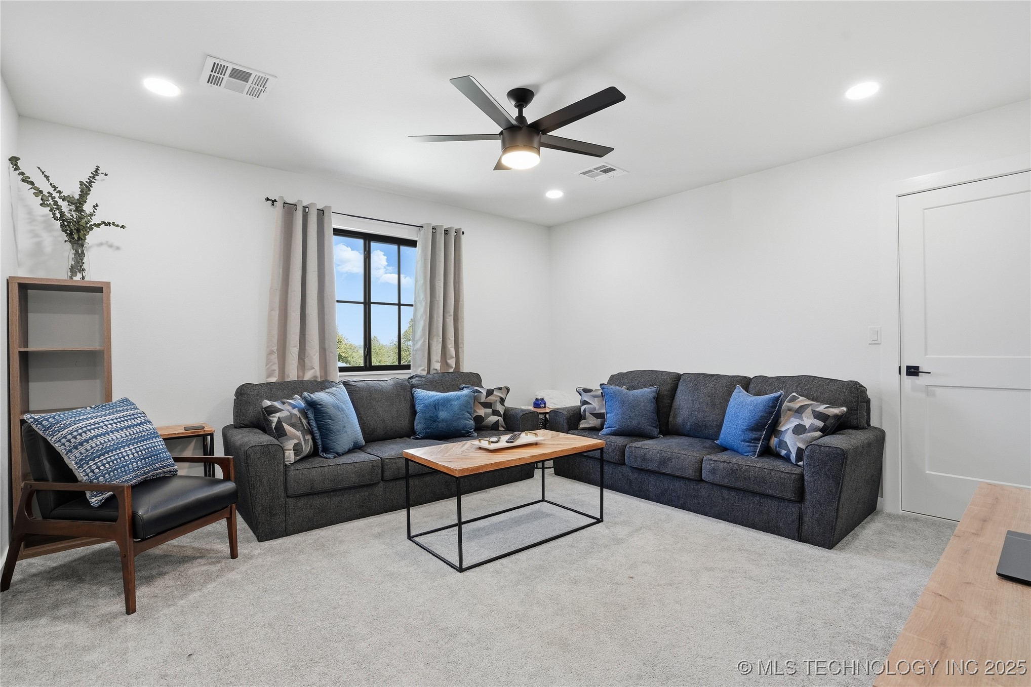 2714 Falls Bend Drive Property Photo 44