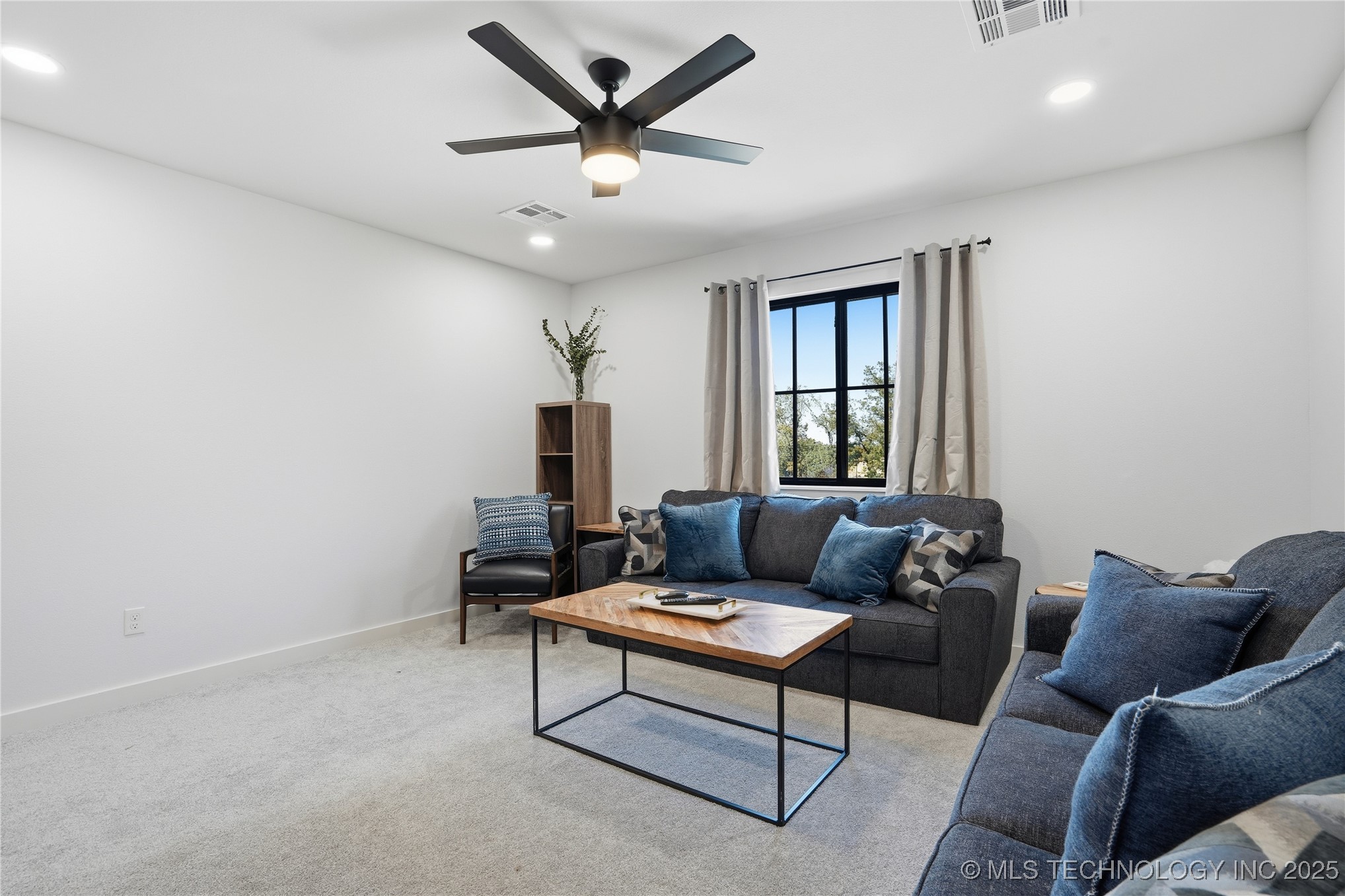 2714 Falls Bend Drive Property Photo 45