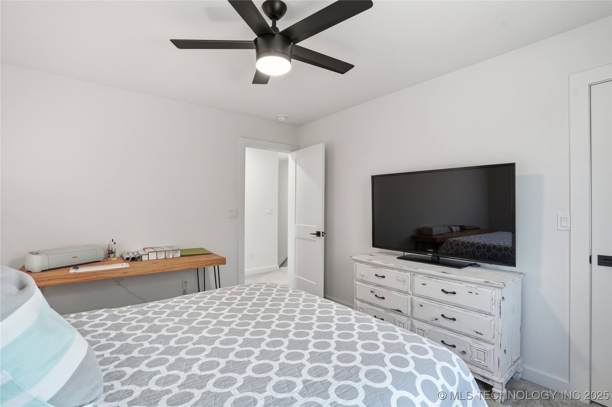 2714 Falls Bend Drive Property Photo 48