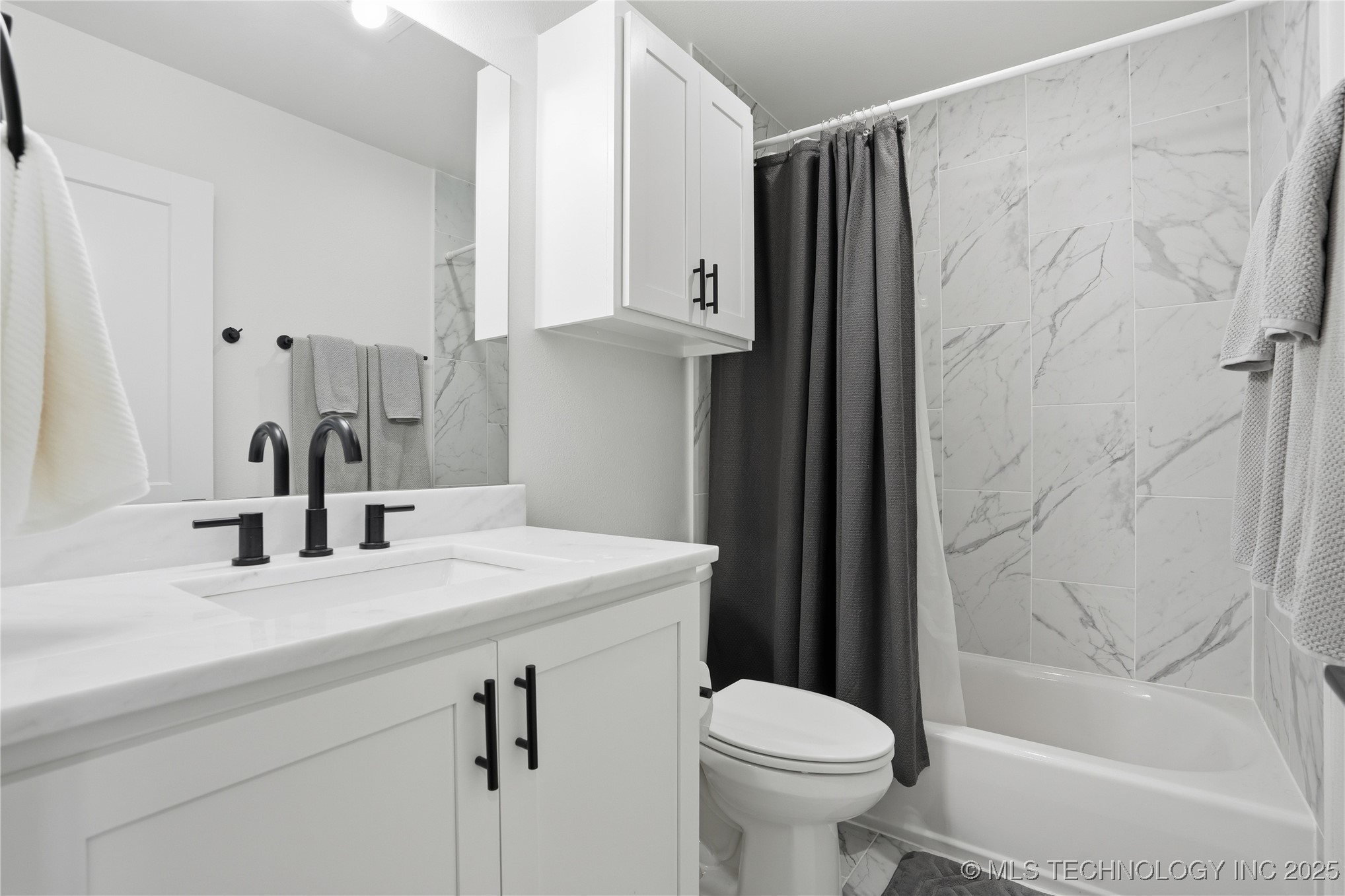 2714 Falls Bend Drive Property Photo 49