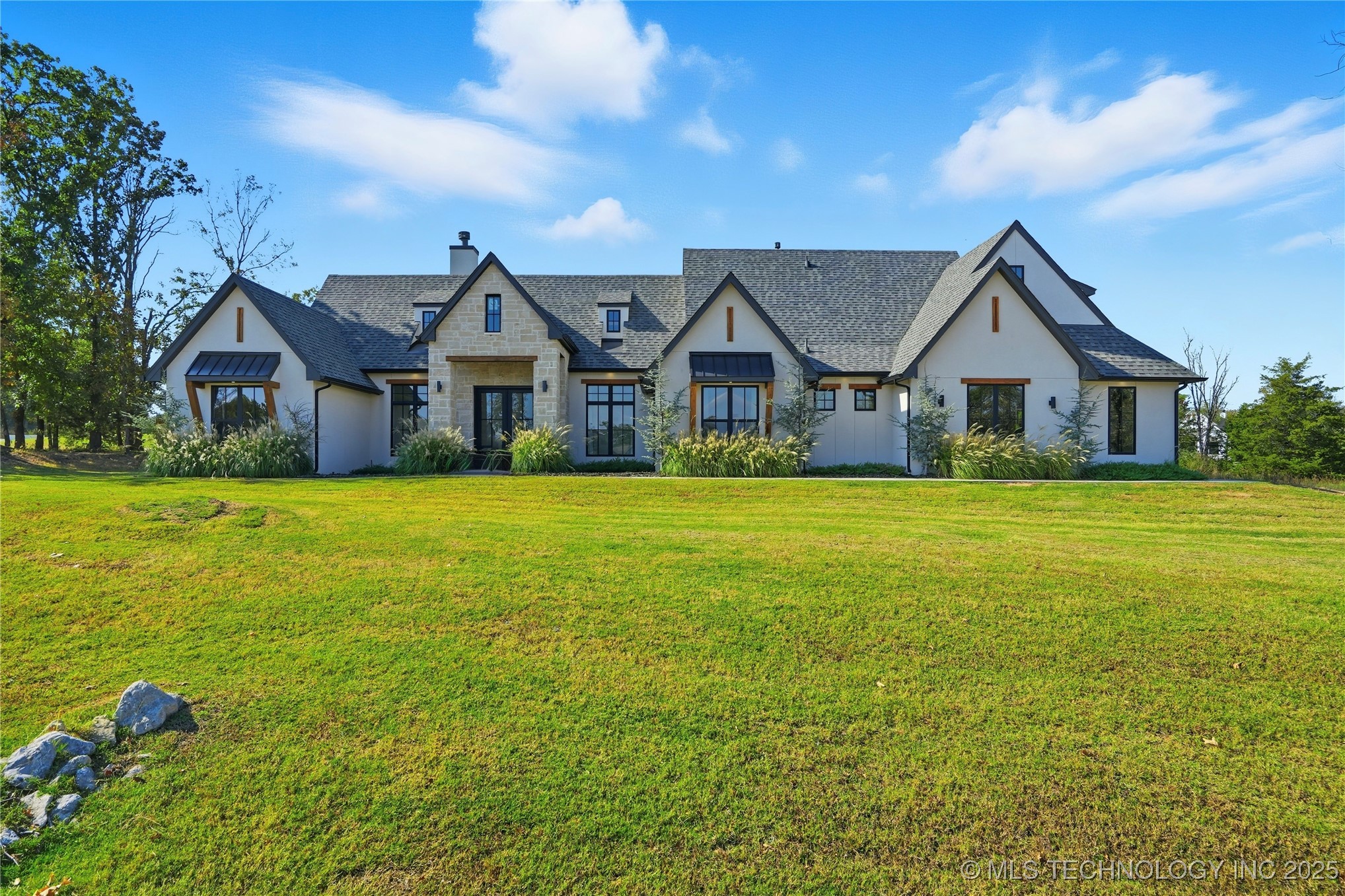 2714 Falls Bend Drive Property Photo 69