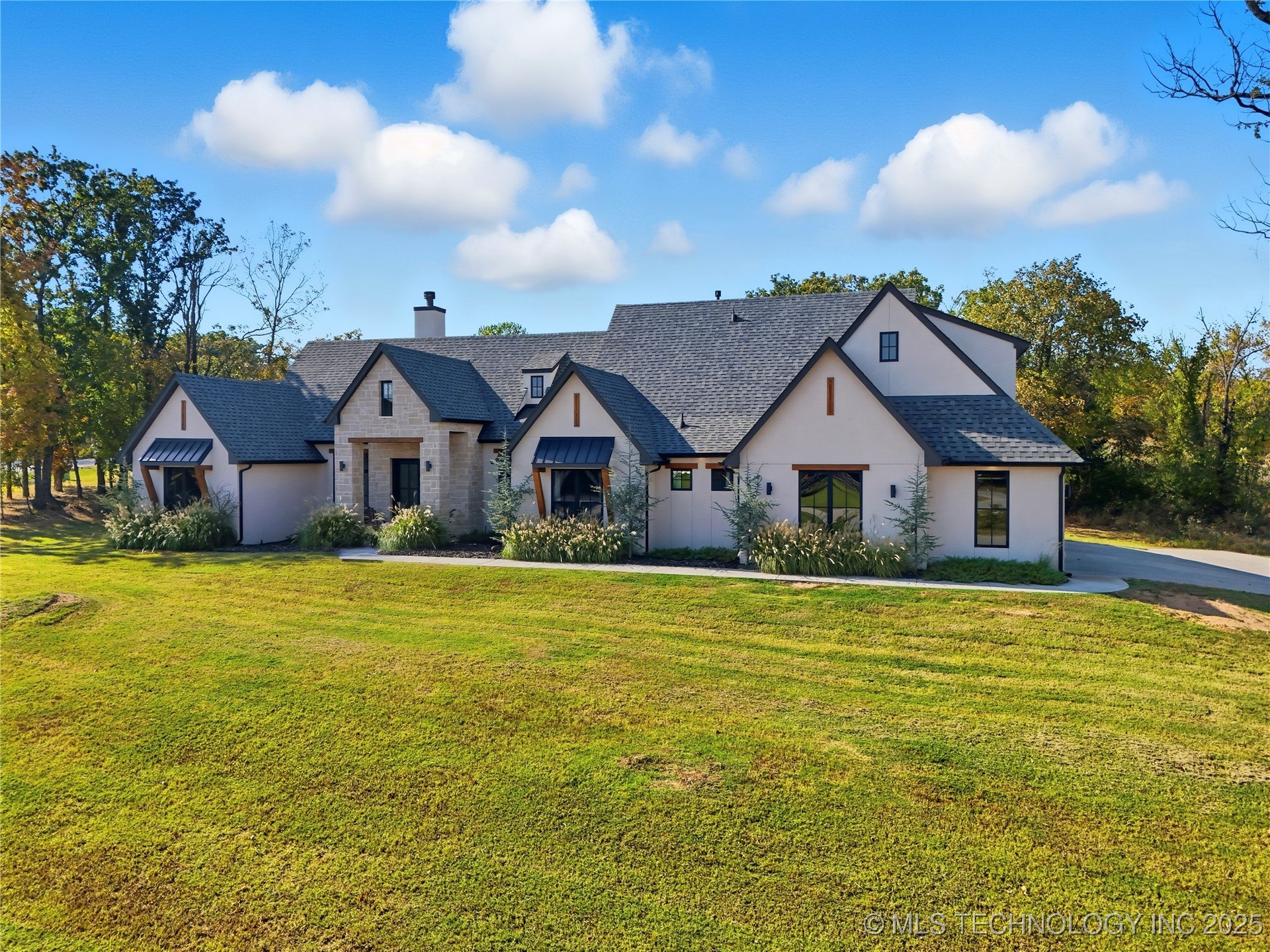2714 Falls Bend Drive Property Photo 70