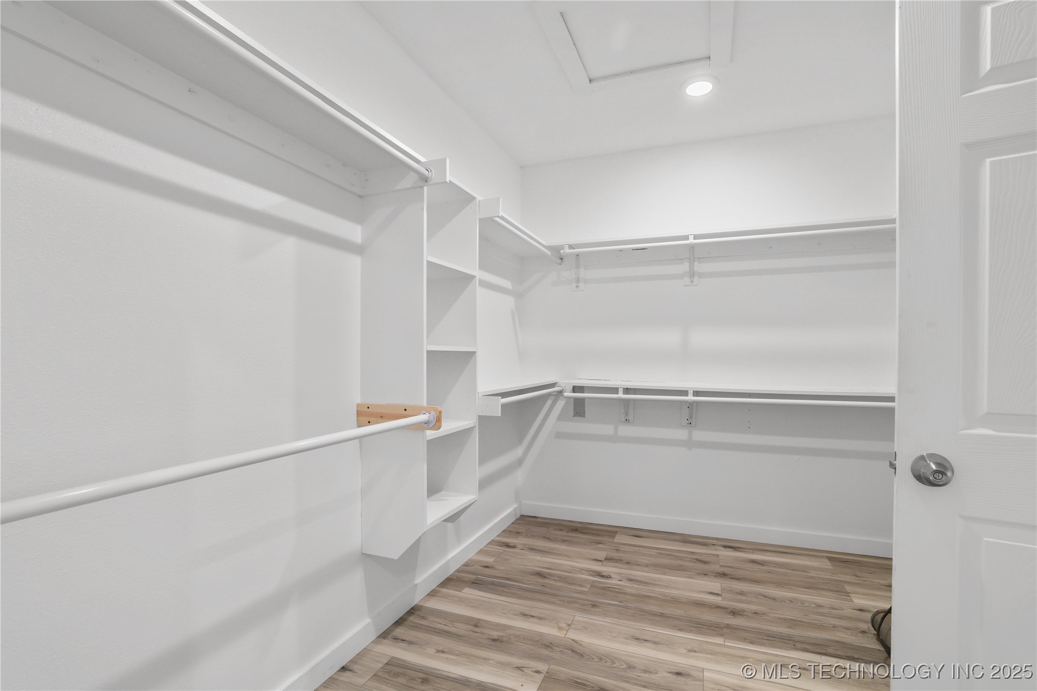 513 W Main Street Property Photo 12