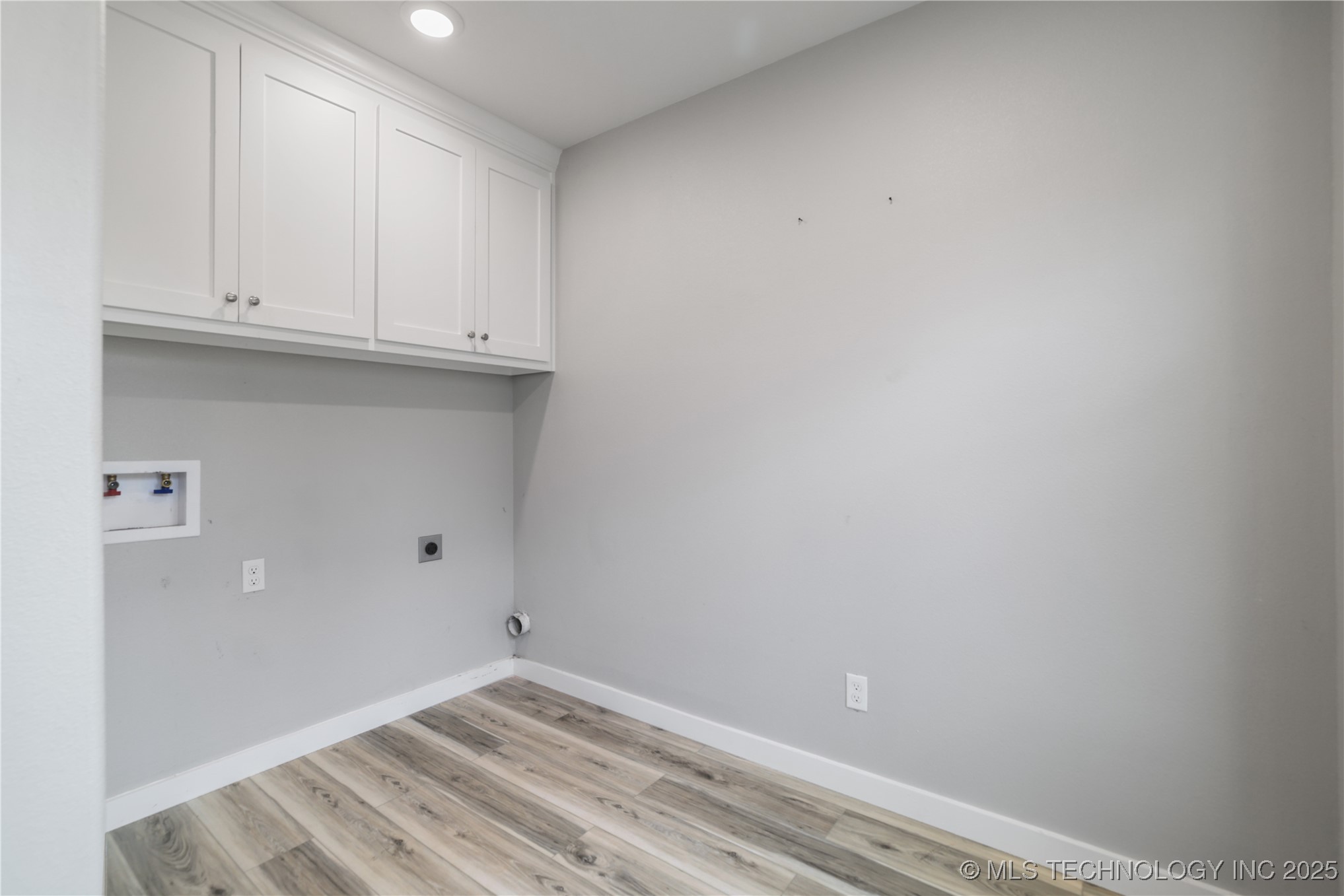 513 W Main Street Property Photo 15