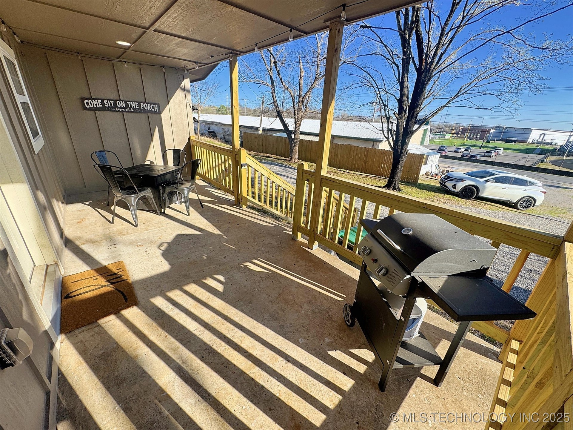 112 W Allen Road Property Photo 6